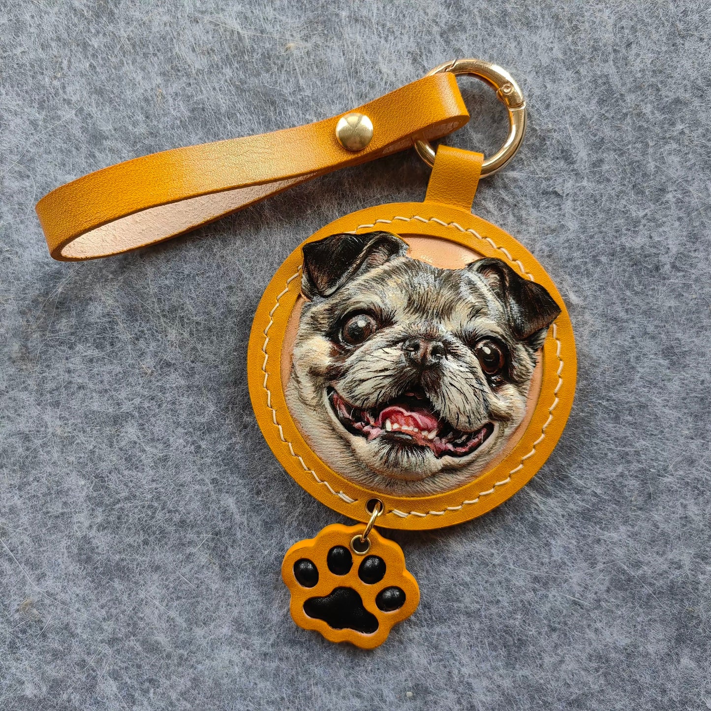 Custom Pet Portrait Keychain - Personalised Handmade Leather 3D Engraved Gift for Pet Lovers, Unique Christmas Present