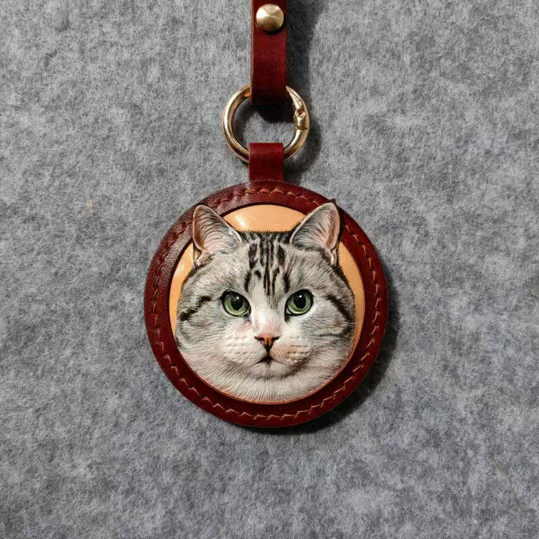 Custom Pet Portrait Keychain - Personalised Handmade Leather 3D Engraved Gift for Pet Lovers, Unique Christmas Present